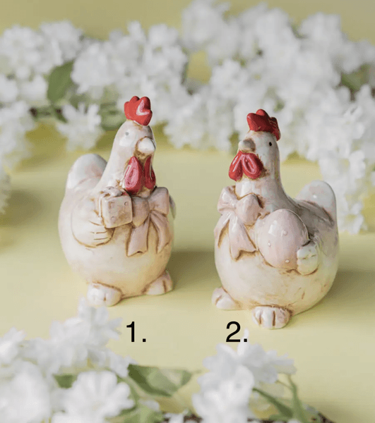 Hovedbilde PÅSKEPYNT – Høne med sløyfe – Alot