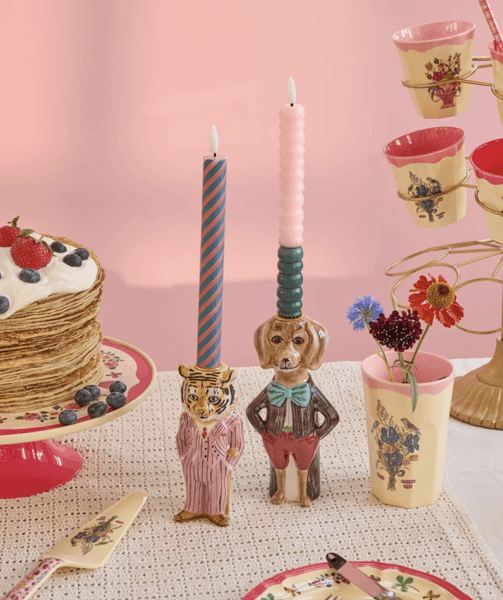 Hovedbilde LYSSTAKE – Tiger i rosa dress – Rice x Nathalie ...