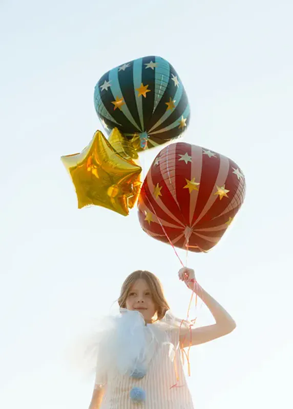 FOLIEBALLONG – Stjerneball – Rosa med Gullstjerner – PartyDeco