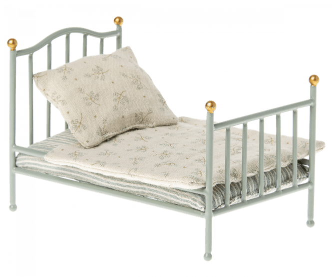 Hovedbilde SENG TIL MUSENE – Mint – Maileg