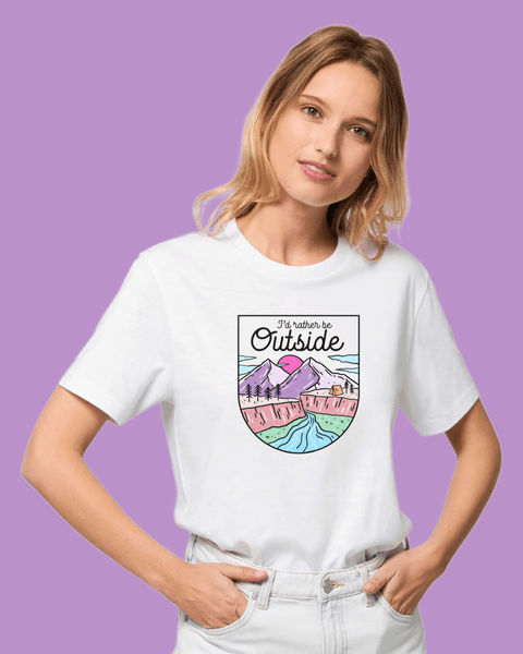 Hovedbilde T-SKJORTE – Nature is Outside – Festligetrykk