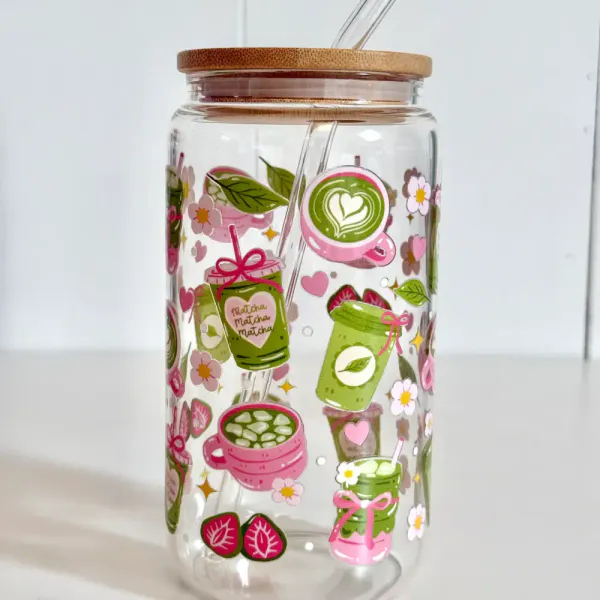 Hovedbilde DRIKKEGLASS MED LOKK OG SUGERØR – Matcha Pink – ...